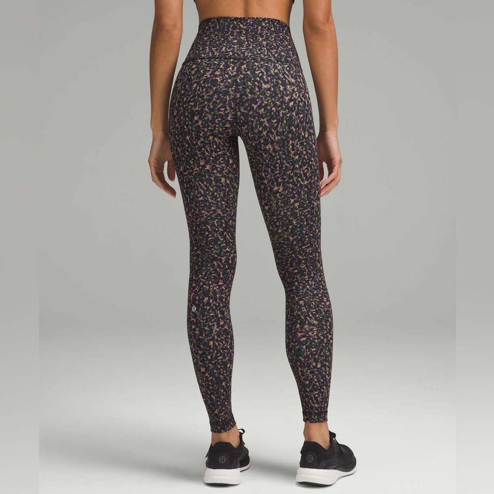 Lululemon Wunder Train High-Rise Tight 28" Fluctuate Micro Pink Multi